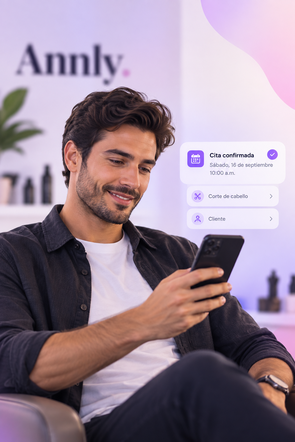 Cliente confirmando su cita desde el celular